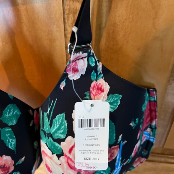 Bras - Picture 2 of 3